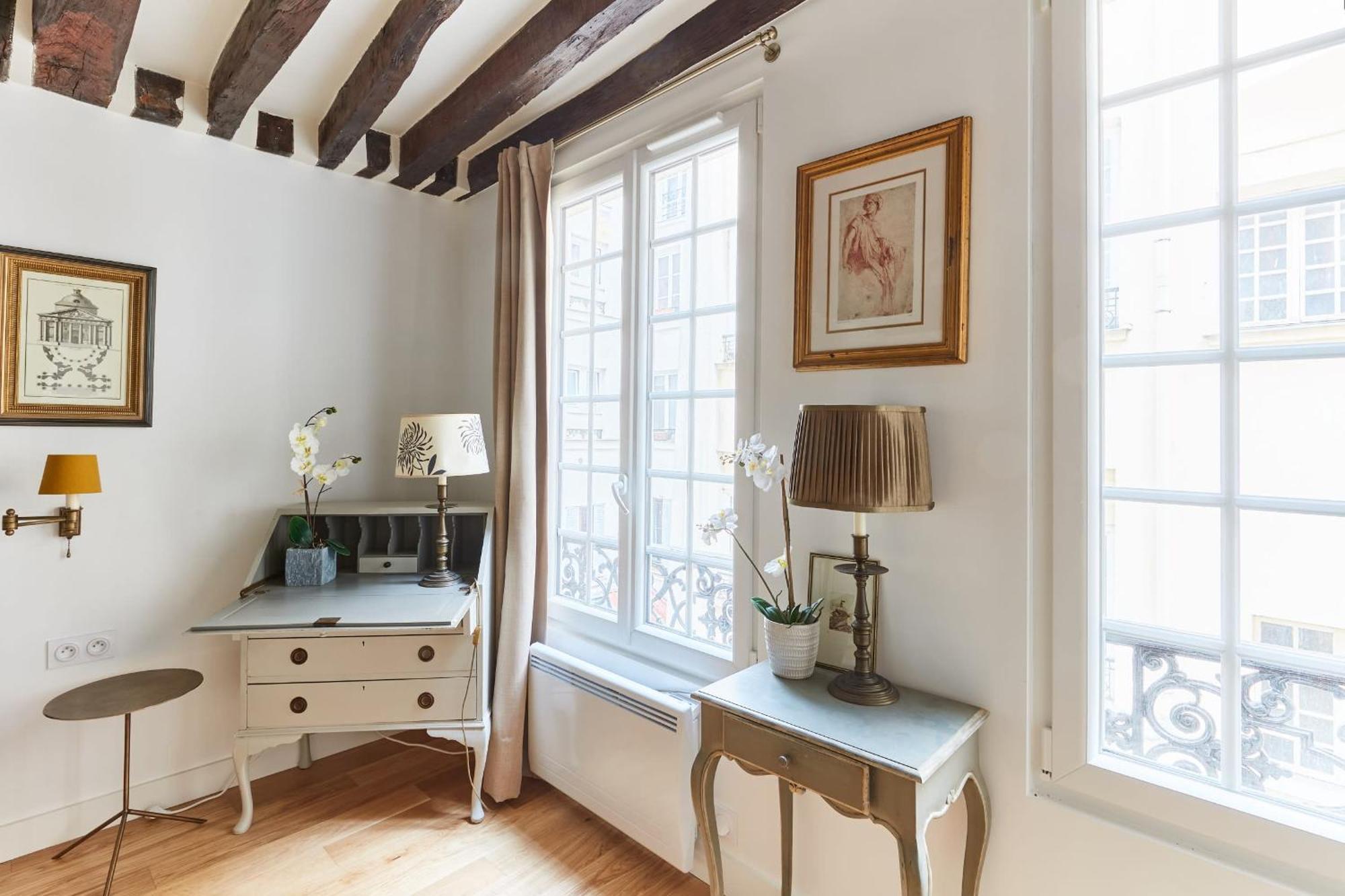 Bnbnova - Le Marais Appartement Parijs
